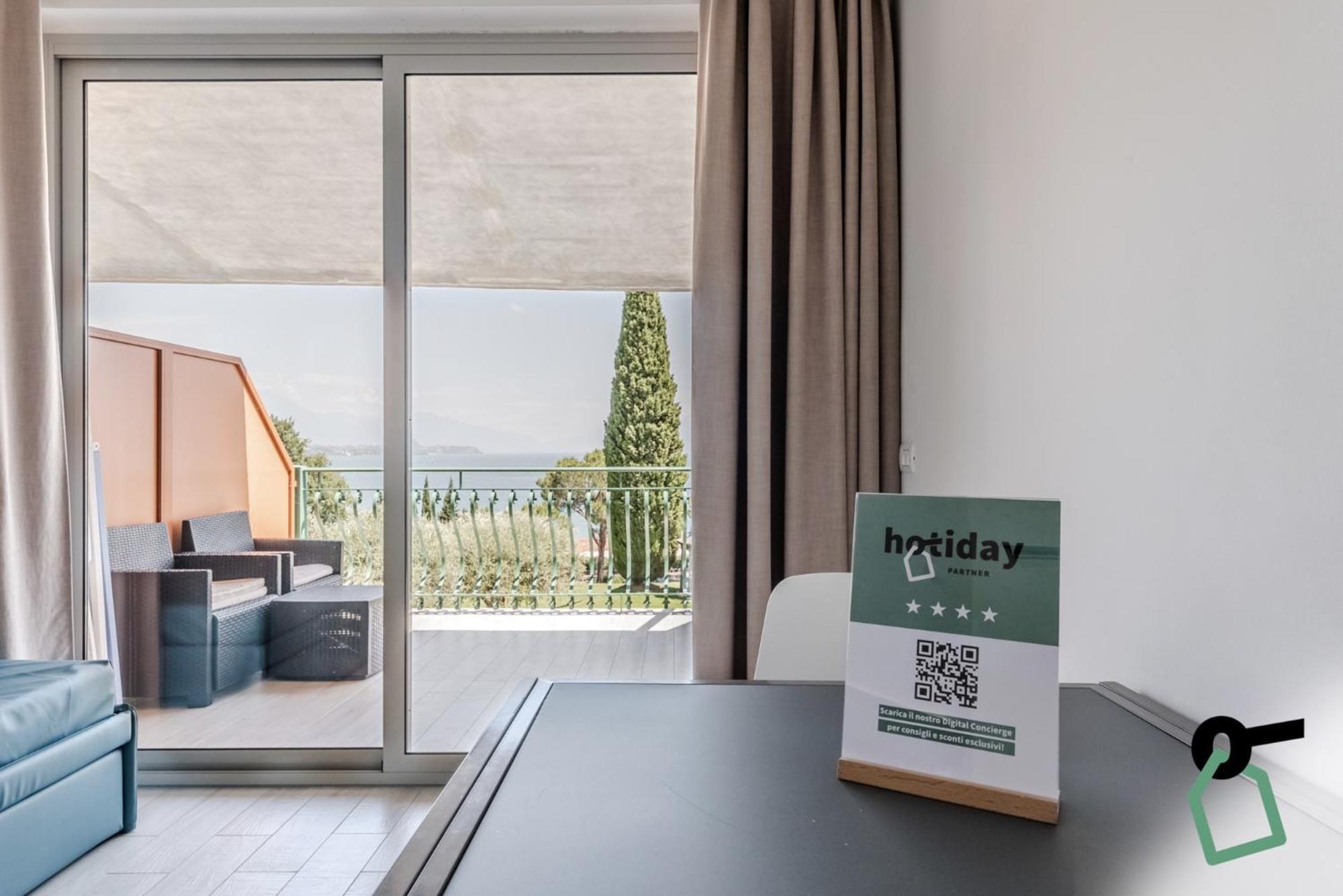 Hotiday Apartment Collection - Desenzano Desenzano del Garda Exteriör bild