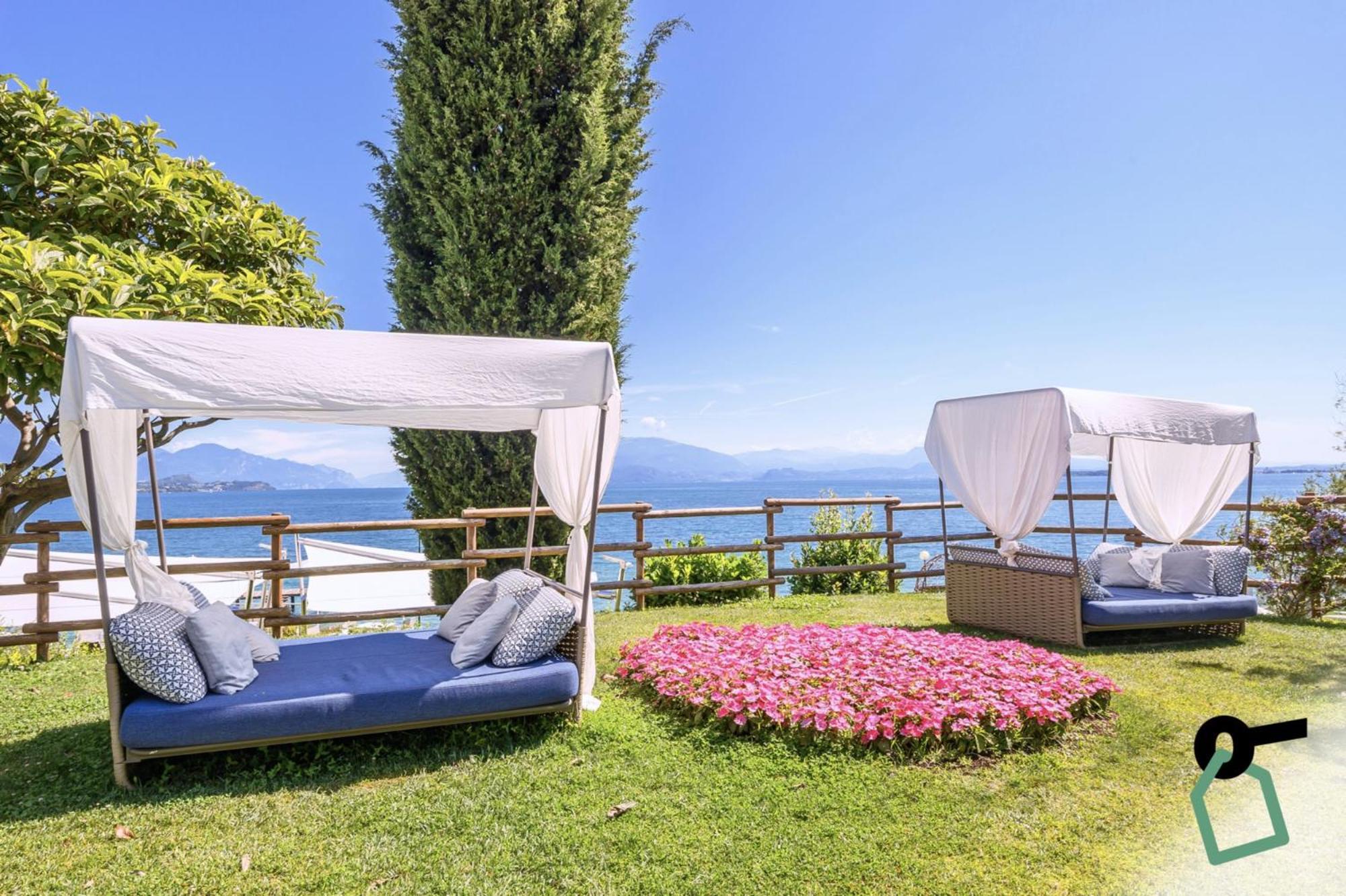 Hotiday Apartment Collection - Desenzano Desenzano del Garda Exteriör bild
